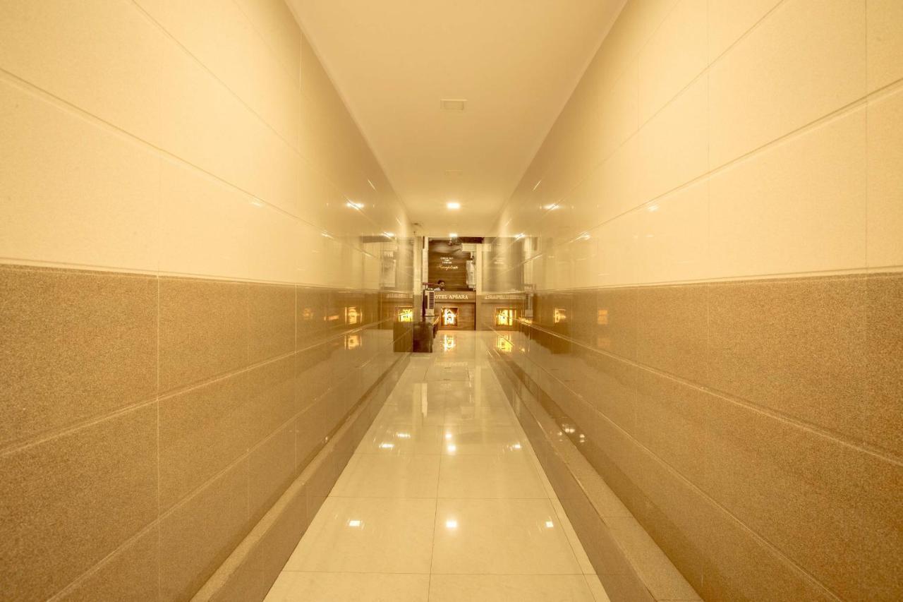 Hotel Apsara- Near J J Hospital Мумбаї Екстер'єр фото